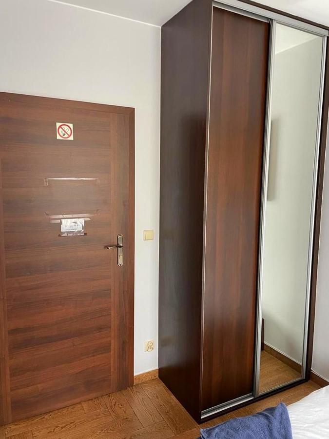 Irys 1 Leilighet Tychy Eksteriør bilde